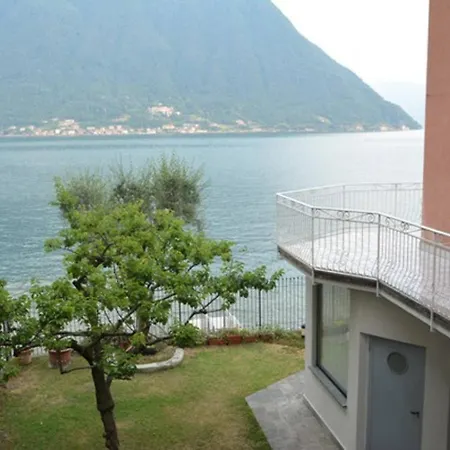 Wonderful On Lakeside Apartment *