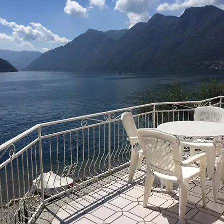 Apartment Wonderful On Lakeside Colonno
